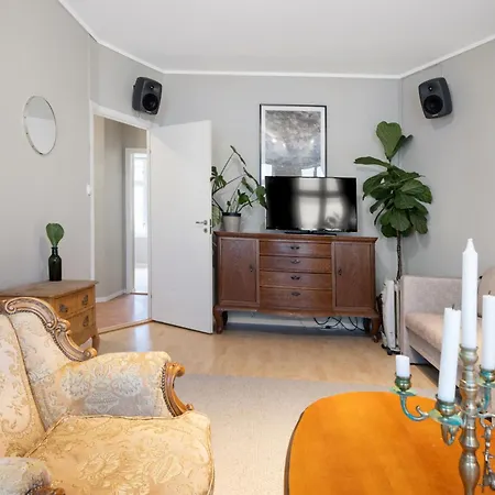 Spacious & Cozy Hideaway With Location דירה ברגן