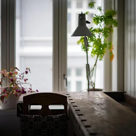 Spacious & Cozy Hideaway With Location Appartement Bergen